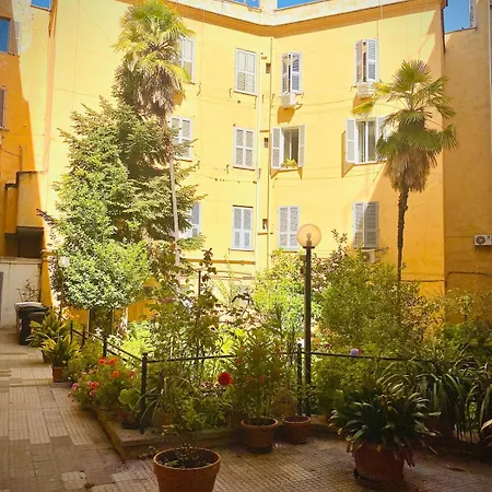 Apartment Tirelli Rome