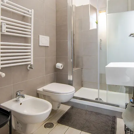 Tirelli Apartment